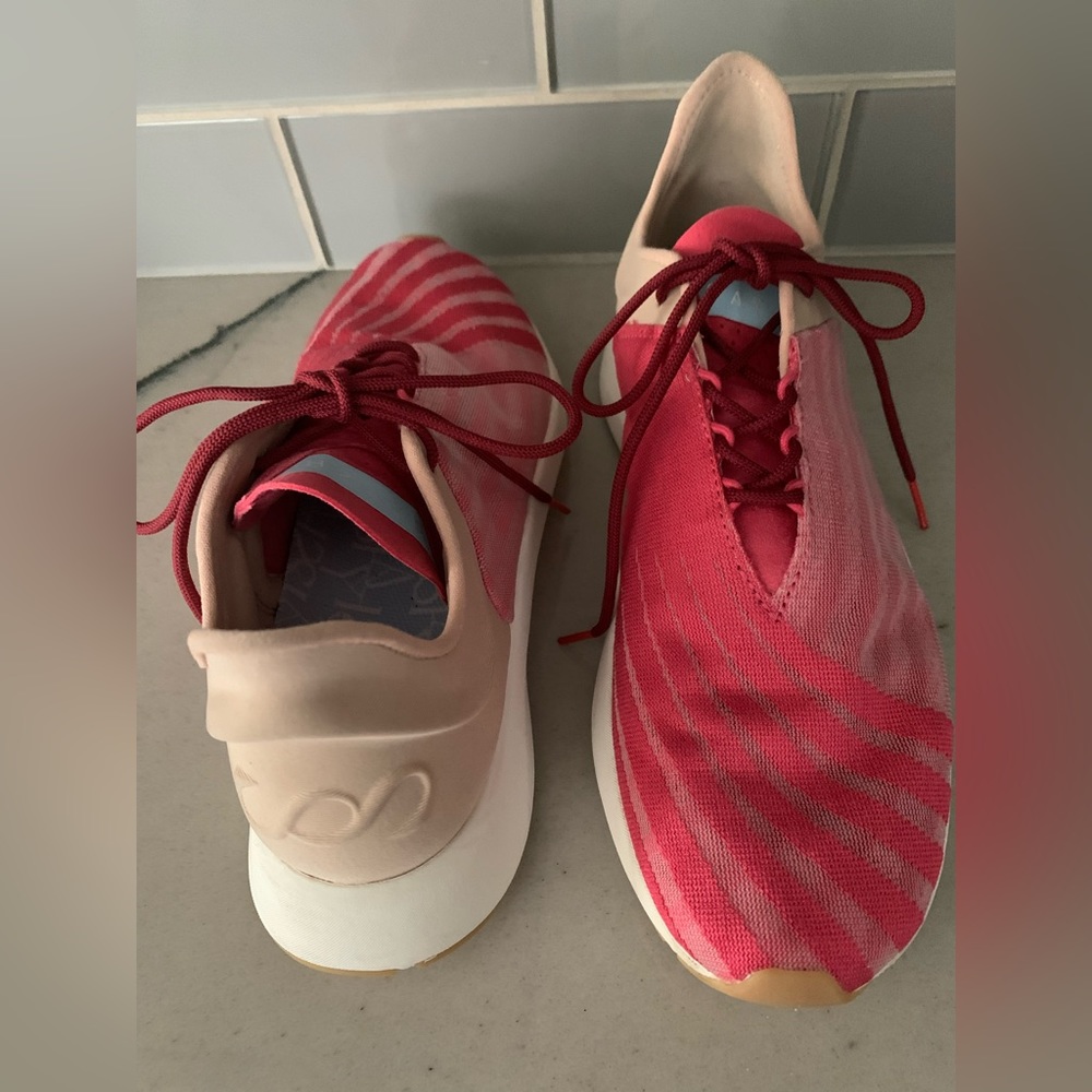 The Saysh One Sneakers